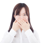 【オス化でヒゲジョ増殖中!?】女性あごひげの原因と脱毛の処理方法は？